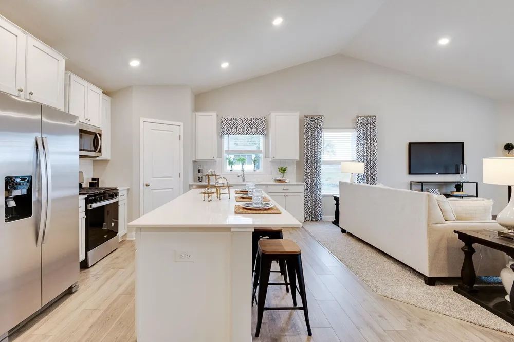 8825 Jules Avenue S Cottage Grove, MN 55016