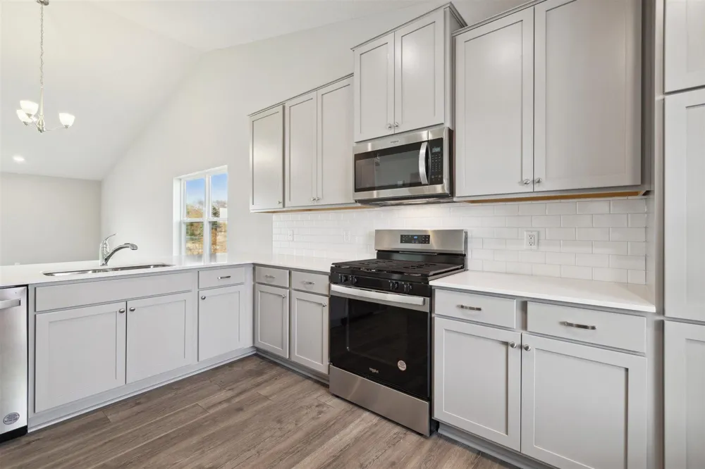 8802 Jules Avenue S Cottage Grove, MN 55016