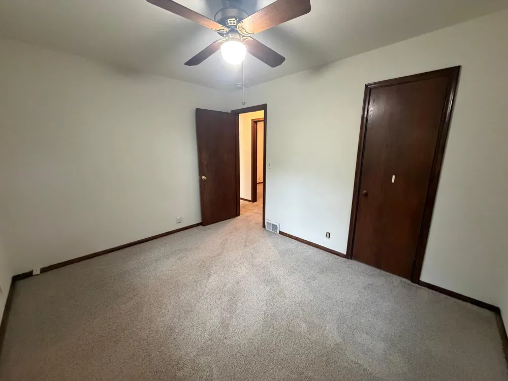 2804 Churchill Street Roseville, MN 55113