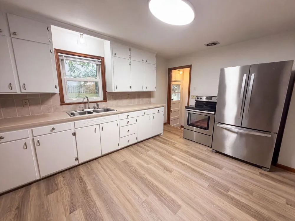2804 Churchill Street Roseville, MN 55113