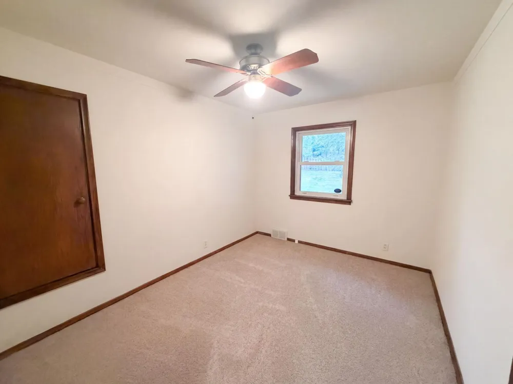 2804 Churchill Street Roseville, MN 55113