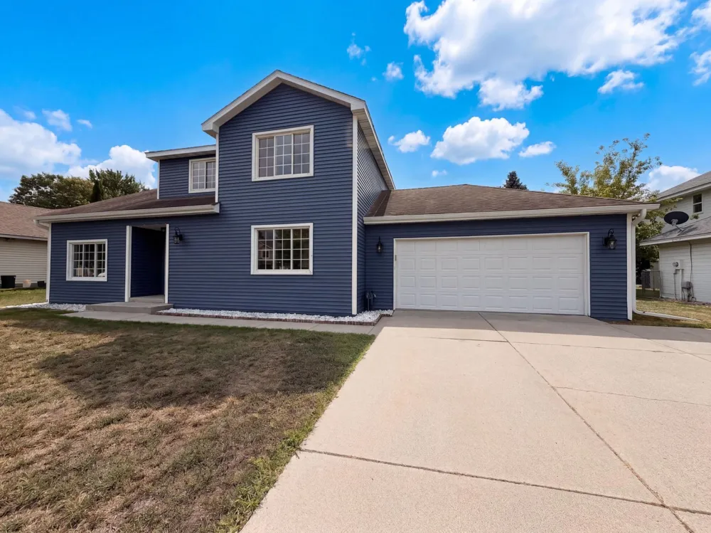 3338 139th Avenue NW Andover, MN 55304