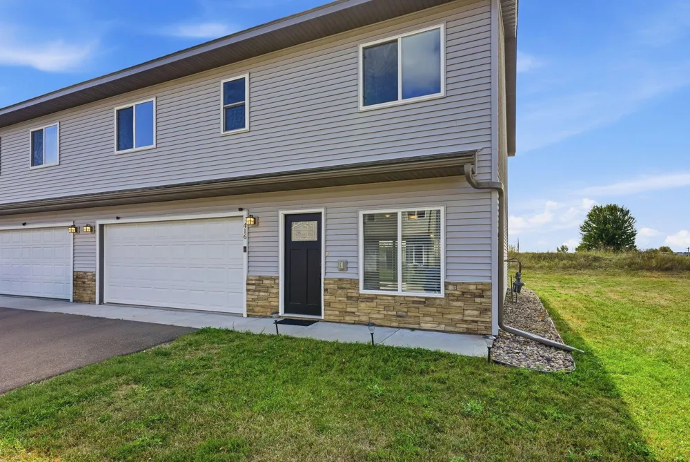 416 Sierra Place Roberts, WI 54023