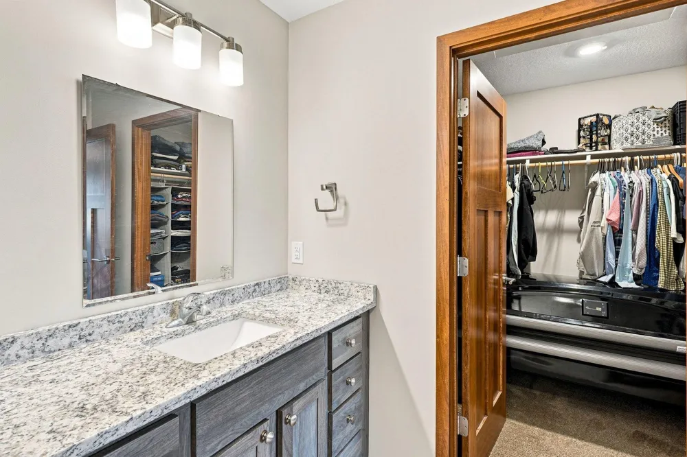 416 Sierra Place Roberts, WI 54023