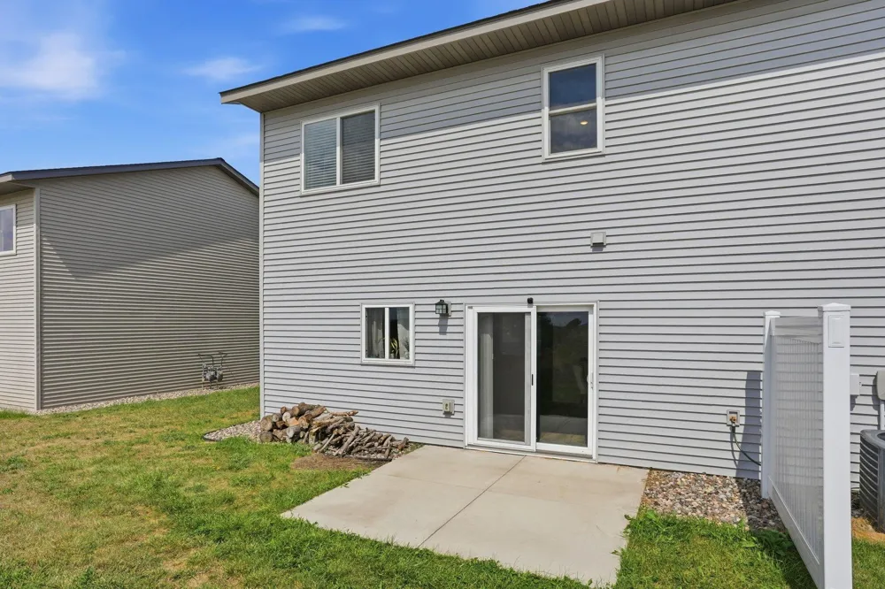 416 Sierra Place Roberts, WI 54023