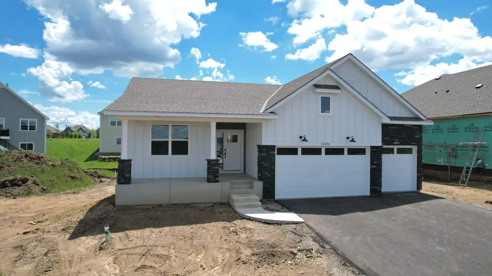 20096 Ginseng Way Lakeville, MN 55044