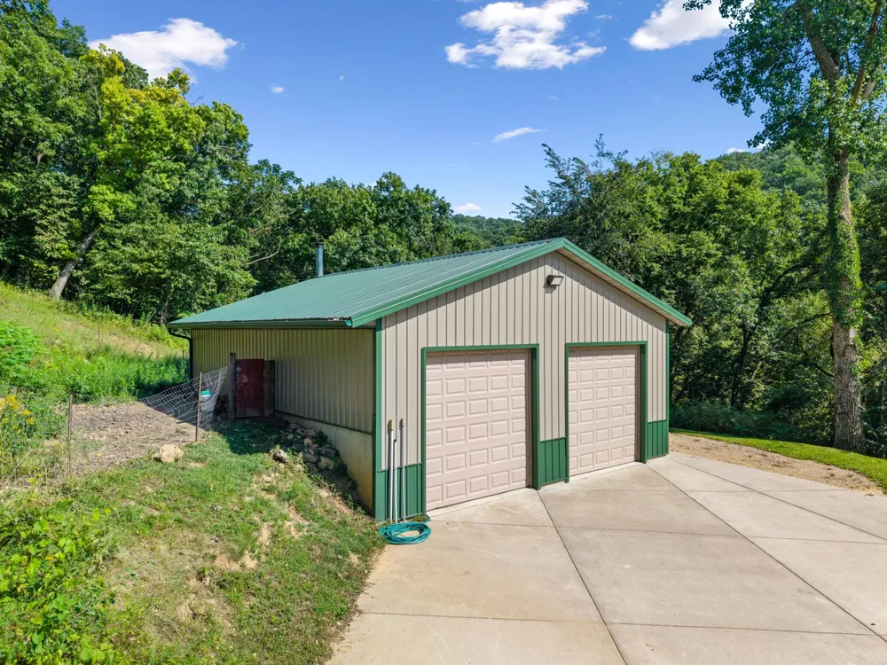 6648 Gonia Drive Caledonia, MN 55921