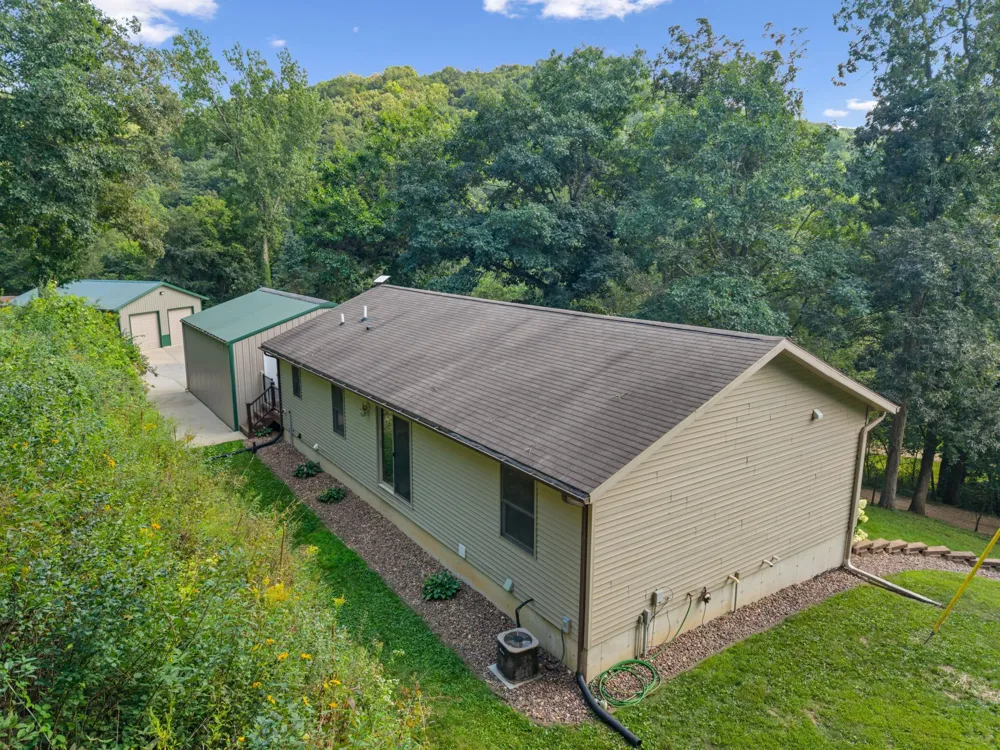 6648 Gonia Drive Caledonia, MN 55921
