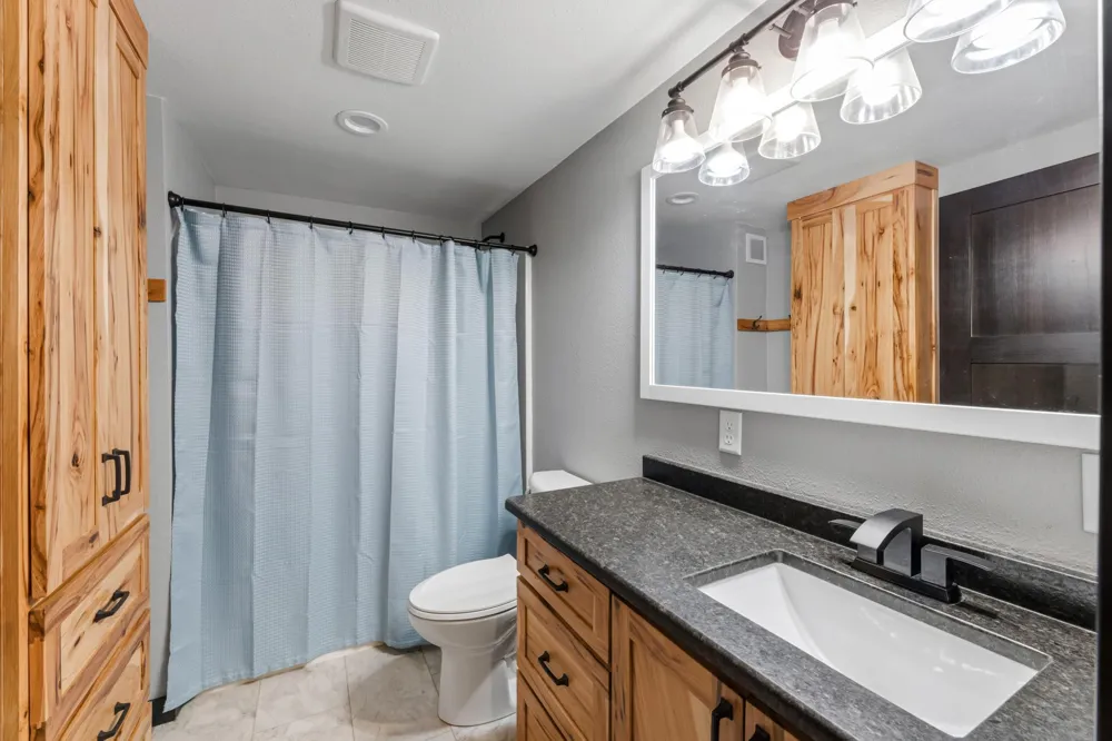6648 Gonia Drive Caledonia, MN 55921