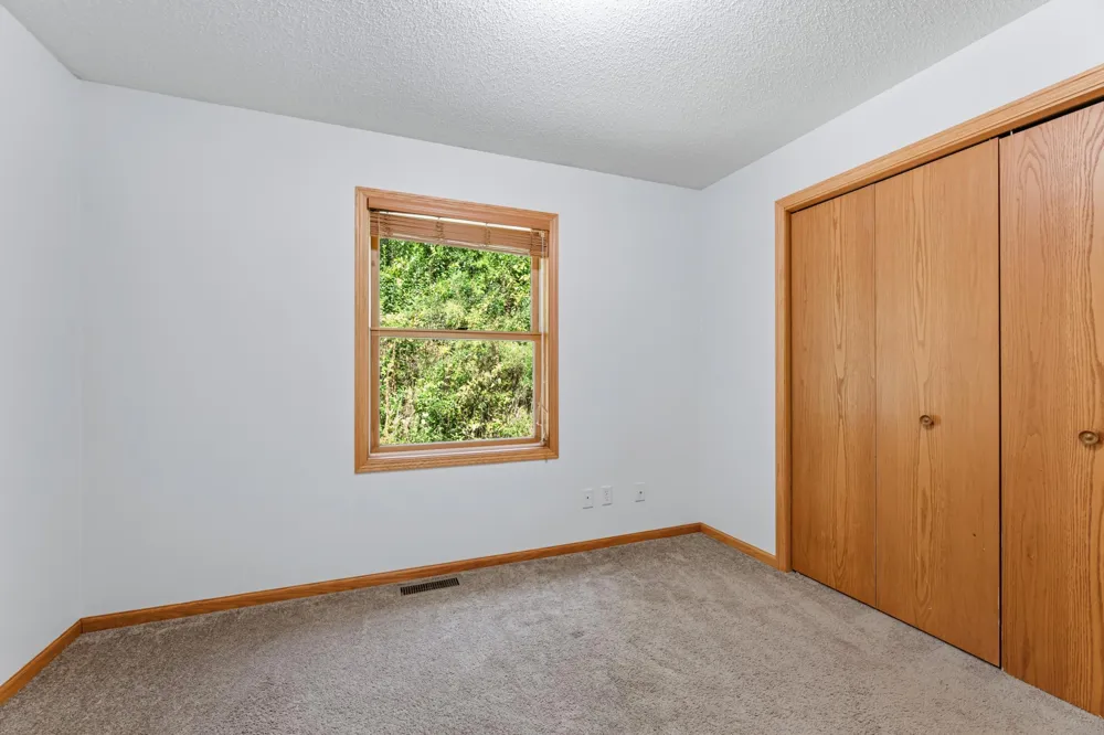 6648 Gonia Drive Caledonia, MN 55921