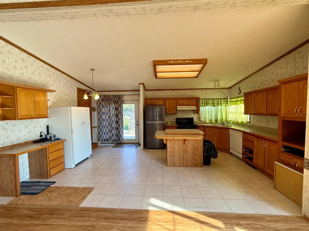 1226 9th Street SW Valley City, ND 58072