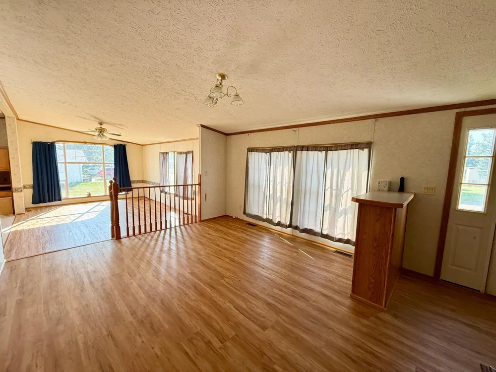 1226 9th Street SW Valley City, ND 58072