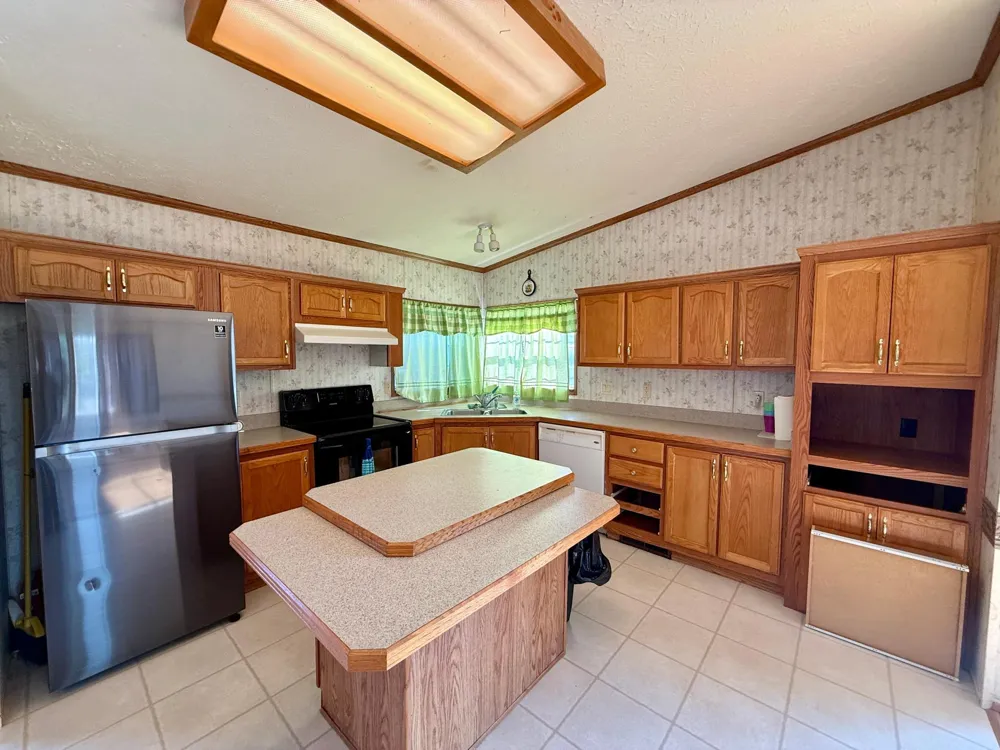 1226 9th Street SW Valley City, ND 58072