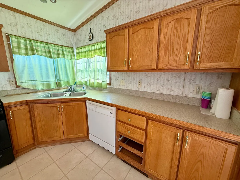 1226 9th Street SW Valley City, ND 58072