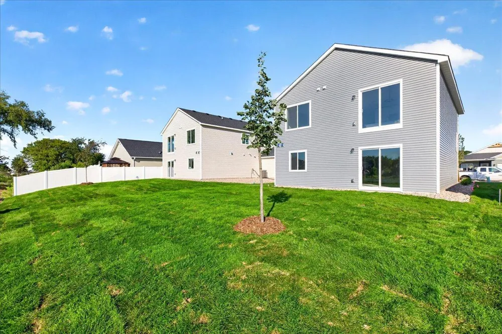 1815 Pierce Street S Cambridge, MN 55008