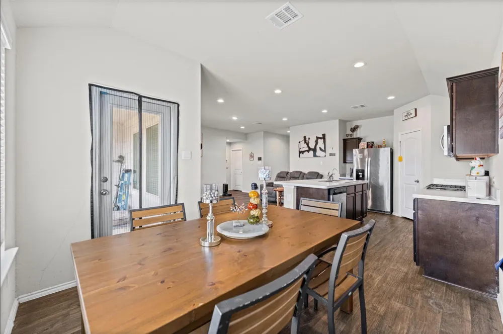 21202 Ivy Woods Court New Caney, TX 77357