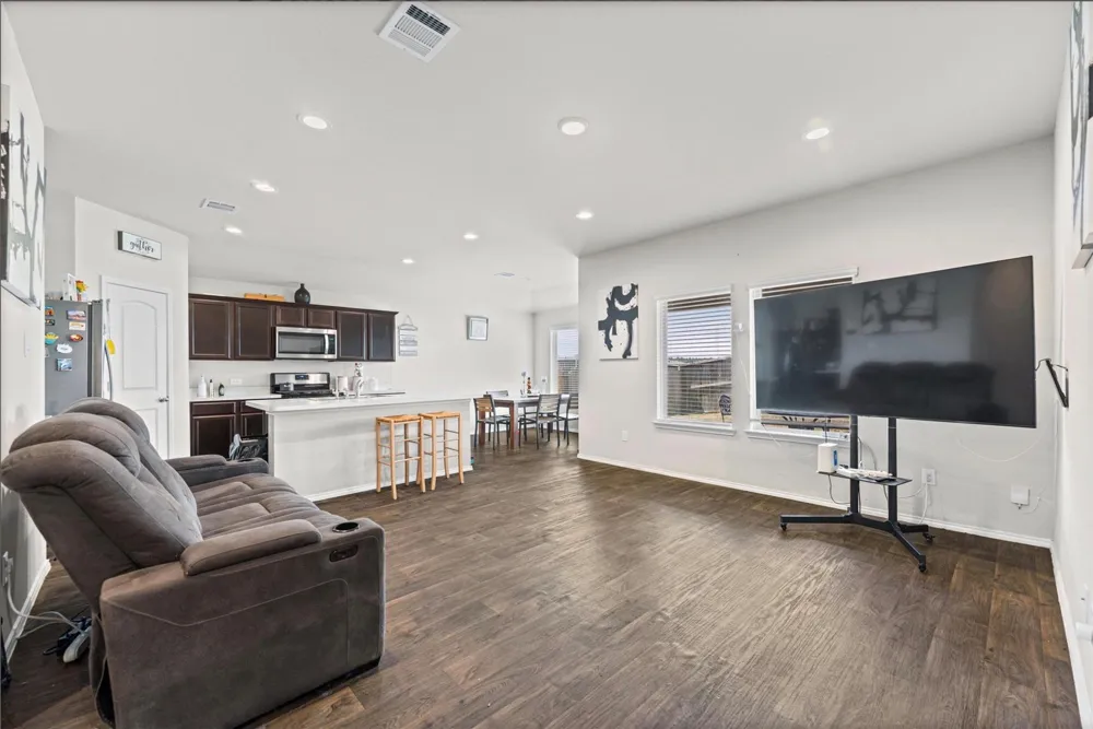 21202 Ivy Woods Court New Caney, TX 77357
