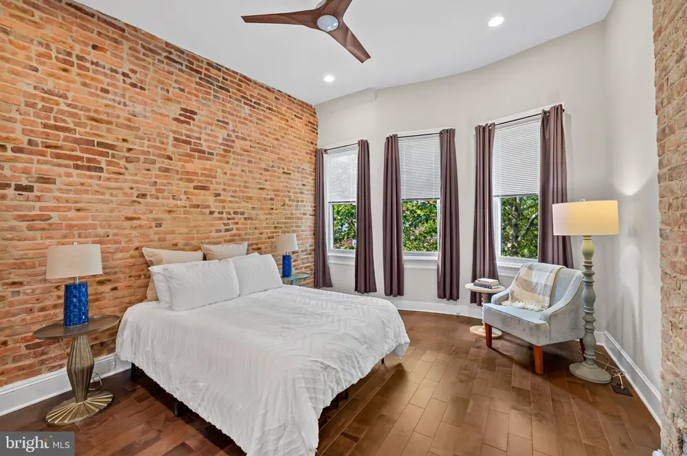 3417 E PRATT STREET Baltimore, MD 21224