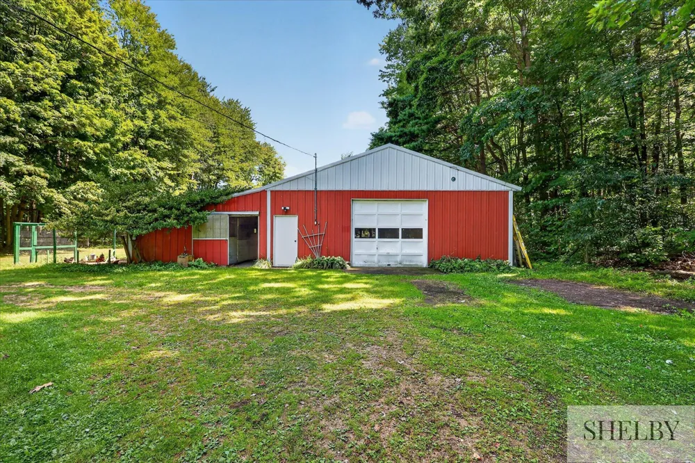 14200 Sparta Avenue Kent City, MI 49330