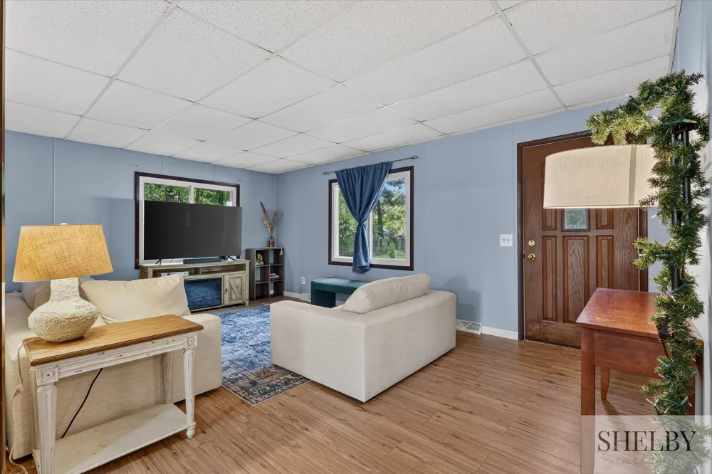 14200 Sparta Avenue Kent City, MI 49330