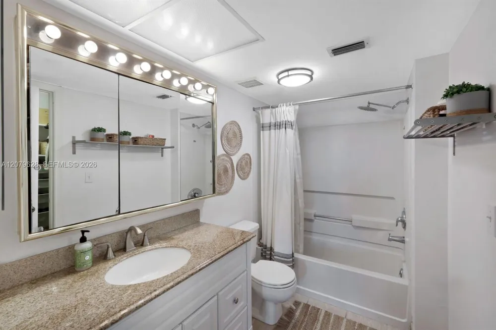 4038 Northlight Dr #1506 Naples, FL 34112