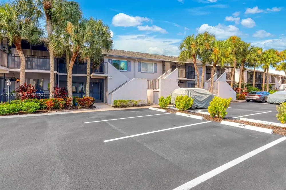 4038 Northlight Dr #1506 Naples, FL 34112
