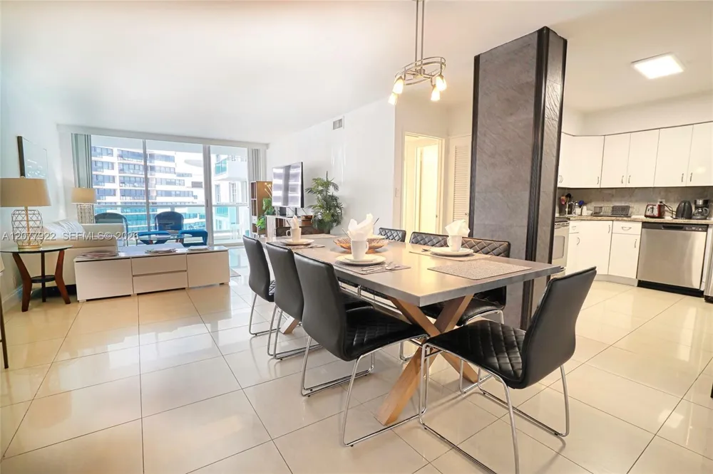 5161 Collins Ave #1101 Miami Beach, FL 33140