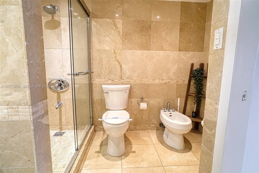 5161 Collins Ave #1101 Miami Beach, FL 33140