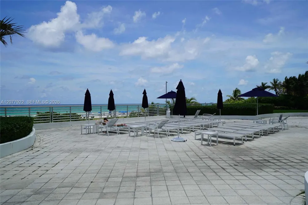 5161 Collins Ave #1101 Miami Beach, FL 33140