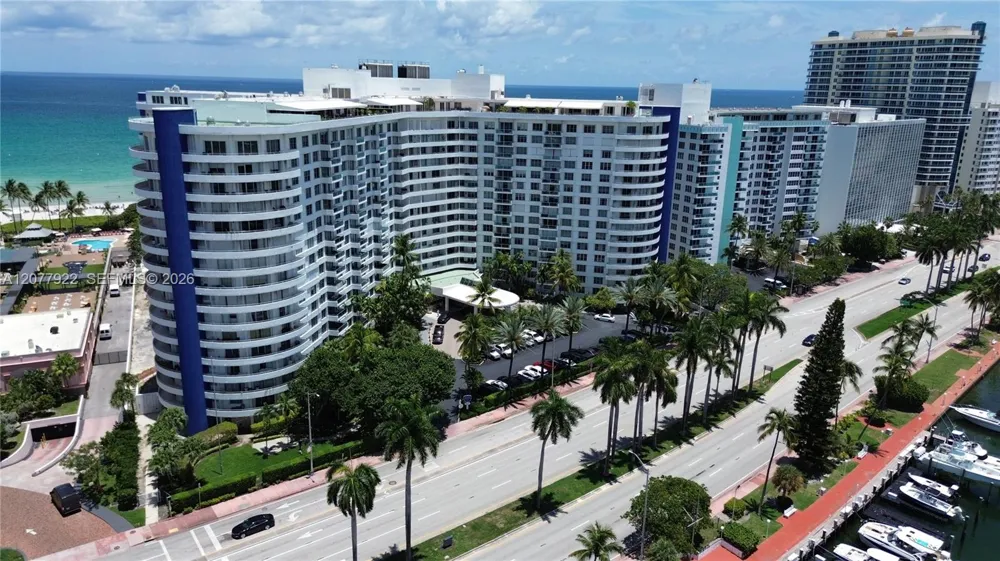 5161 Collins Ave #1101 Miami Beach, FL 33140