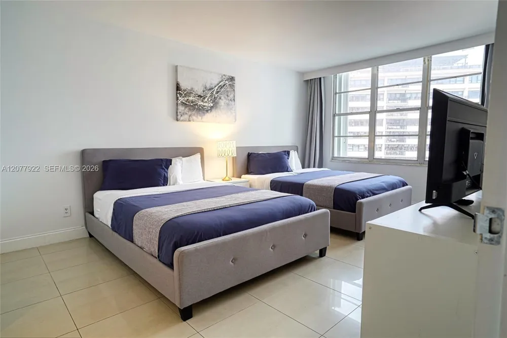 5161 Collins Ave #1101 Miami Beach, FL 33140