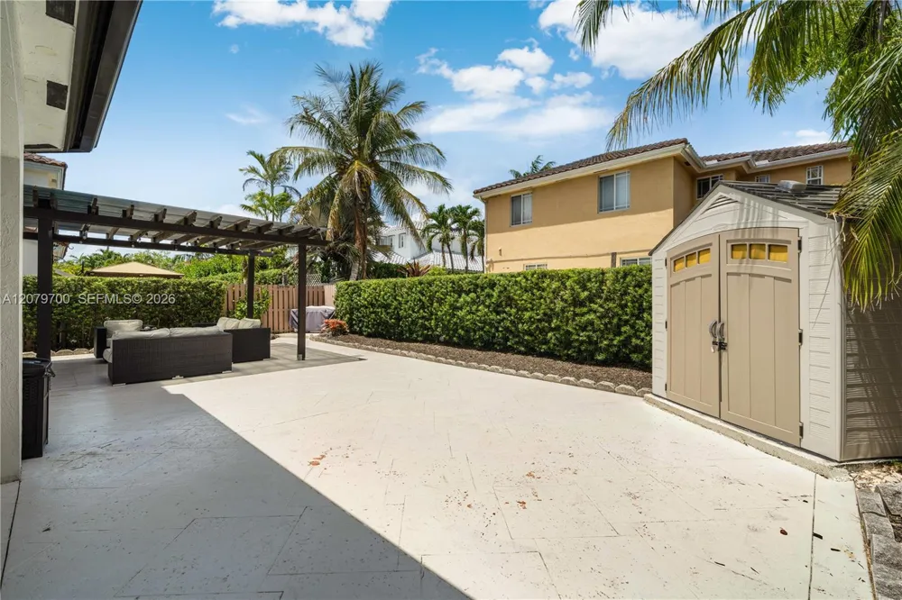 15338 SW 141st Ct Miami, FL 33177
