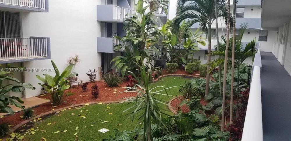 1801 S Treasure Dr #302 North Bay Village, FL 33141