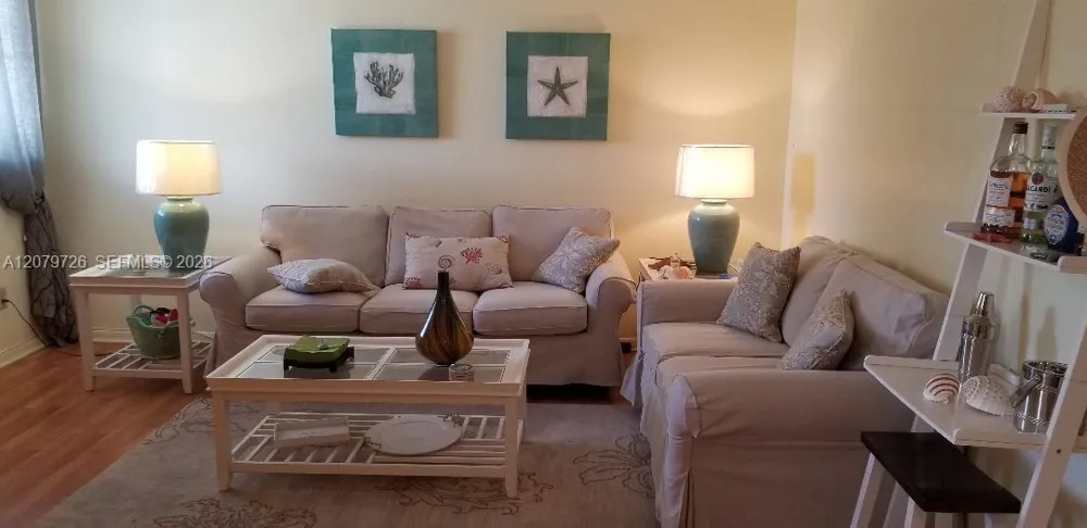 1801 S Treasure Dr #302 North Bay Village, FL 33141