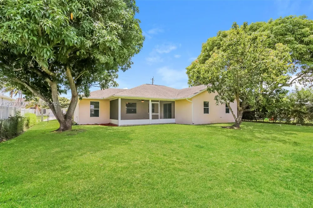 2514 SW Monterrey Ln Port St. Lucie, FL 34953