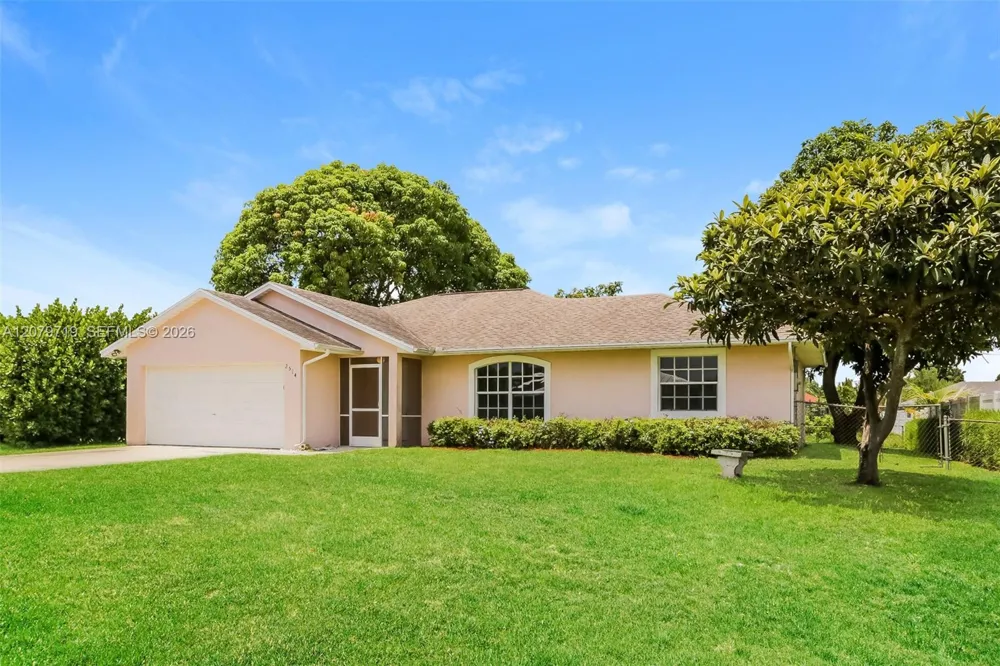 2514 SW Monterrey Ln Port St. Lucie, FL 34953