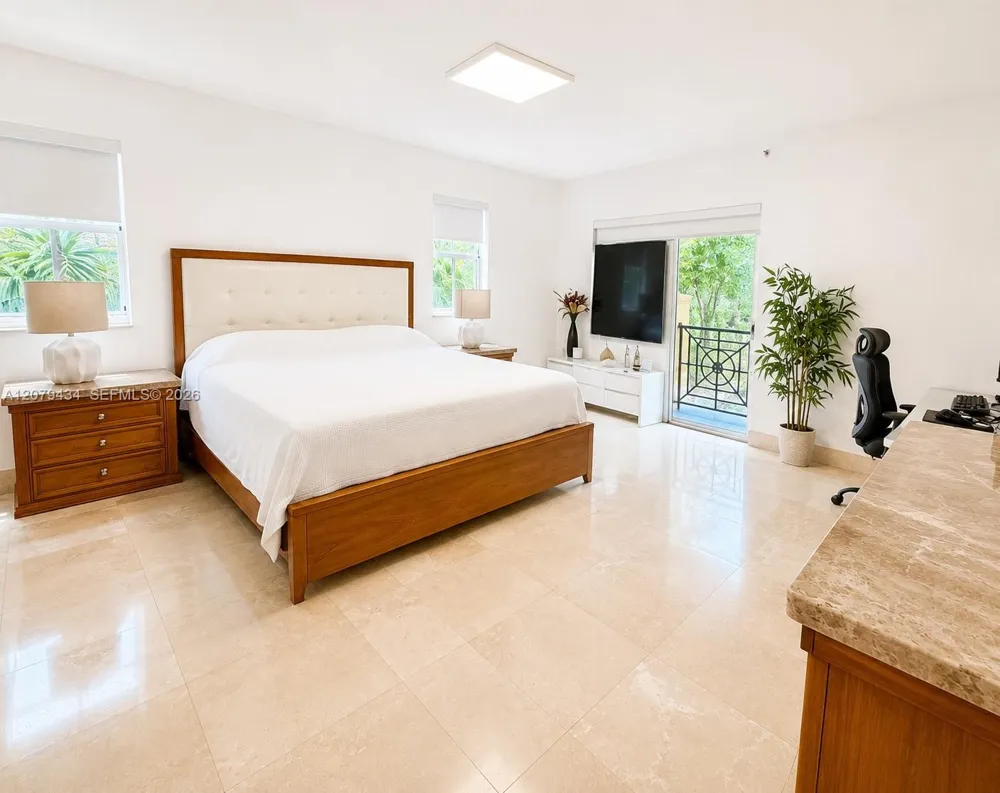 101 Sidonia Ave #205 Coral Gables, FL 33134