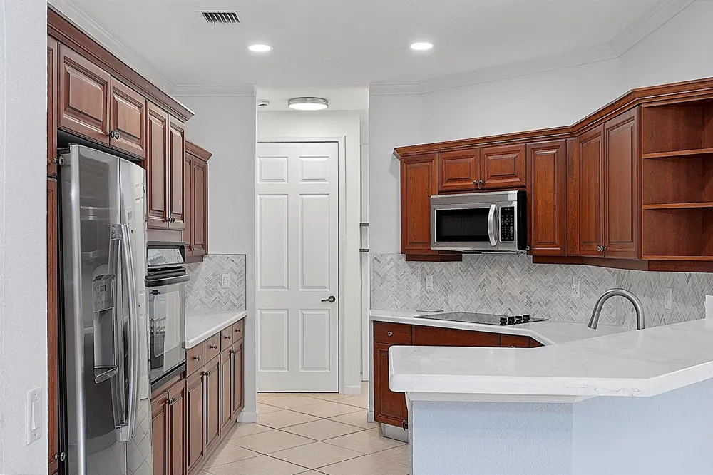 2742 Kinsington Circle Weston, FL 33332