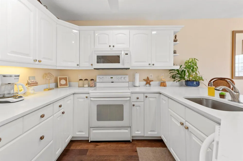 37 Nettles Boulevard Jensen Beach, FL 34957