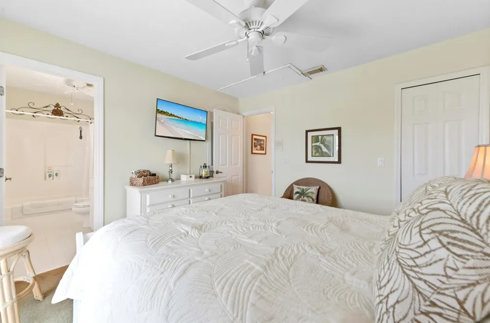 37 Nettles Boulevard Jensen Beach, FL 34957
