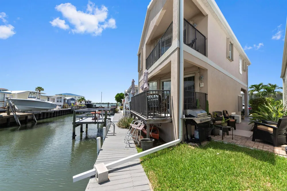 37 Nettles Boulevard Jensen Beach, FL 34957