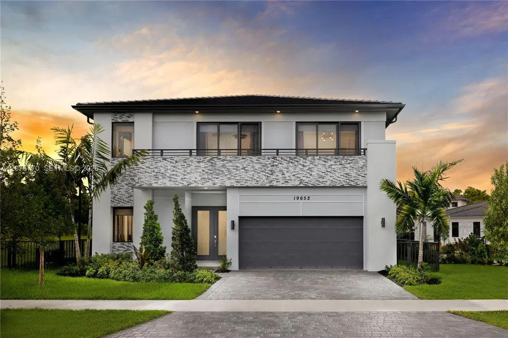 19662 NE 14th Ct Miami, FL 33179