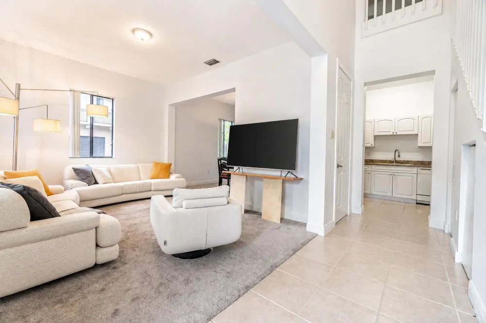 2514 VENETIAN COURT #2514 Boynton Beach, FL 33426