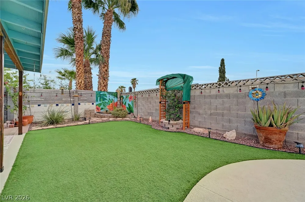 5817 Mary Way Las Vegas, NV 89108