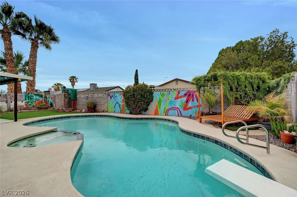 5817 Mary Way Las Vegas, NV 89108
