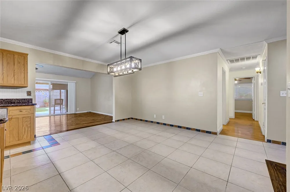 5817 Mary Way Las Vegas, NV 89108
