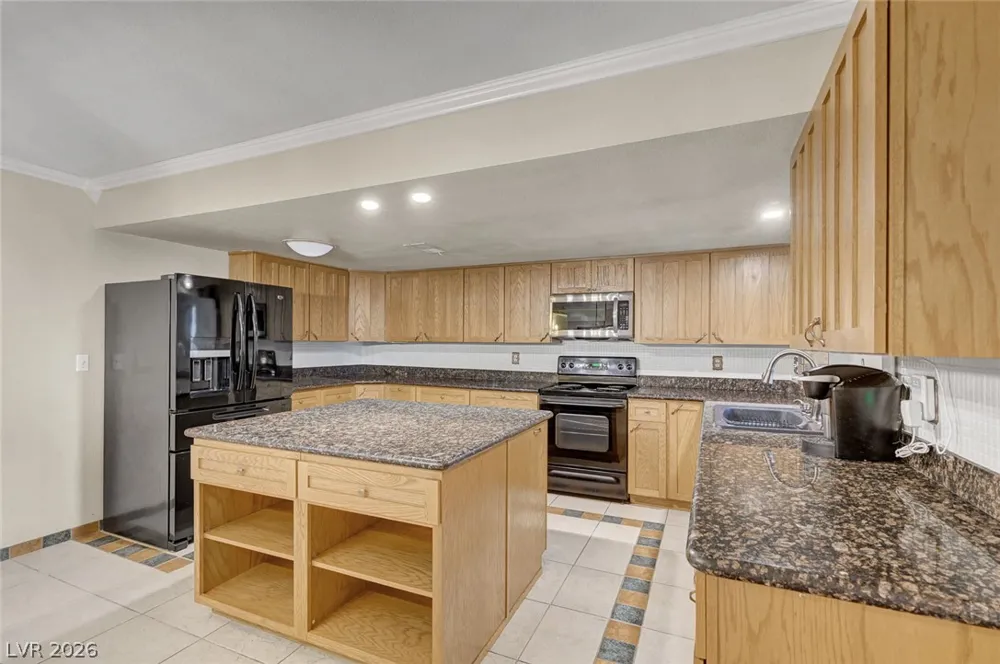 5817 Mary Way Las Vegas, NV 89108