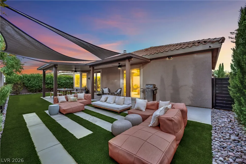 1617 Sun Ridge Drive Las Vegas, NV 89117