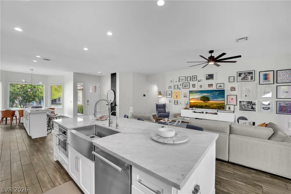 1617 Sun Ridge Drive Las Vegas, NV 89117