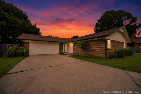 1504 Heather Court